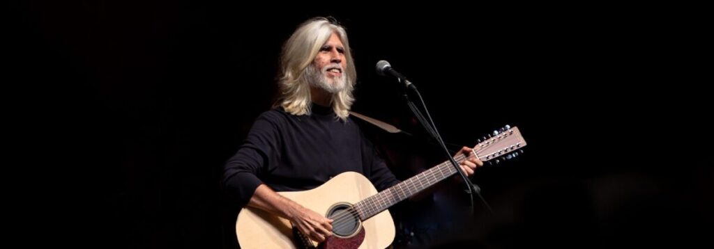 Oswaldo Montenegro em apresentação ao vivo no Espaço Unimed, em São Paulo