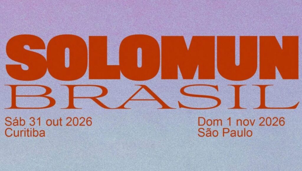 DJ Solomun se apresentando em um festival de música eletrônica