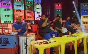 Show do Menos é Mais em Campinas no Sambódromo de Paulínia