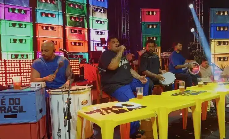 Show do Menos é Mais em Campinas no Sambódromo de Paulínia