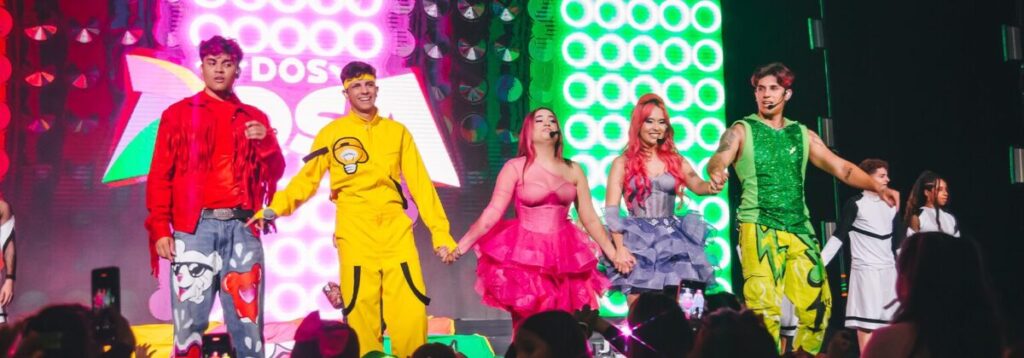 Grupo Dos Rosa se apresentando no show 'Fantasy' em São Paulo