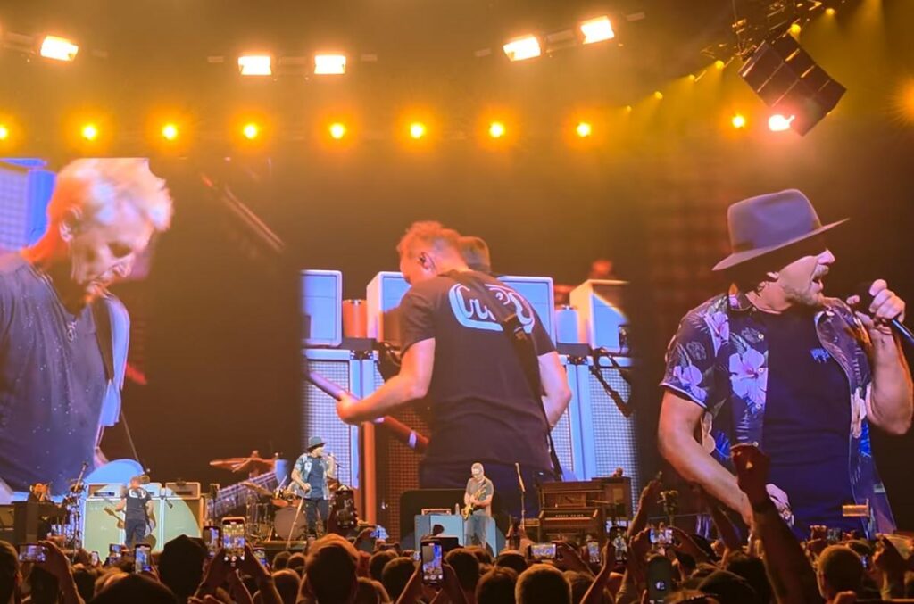 Show do Pearl Jam na Arena MRV em Belo Horizonte