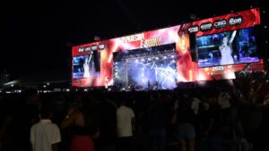 Cartaz do evento Aparecida é Show 2026 com informações sobre a programação musical e doações